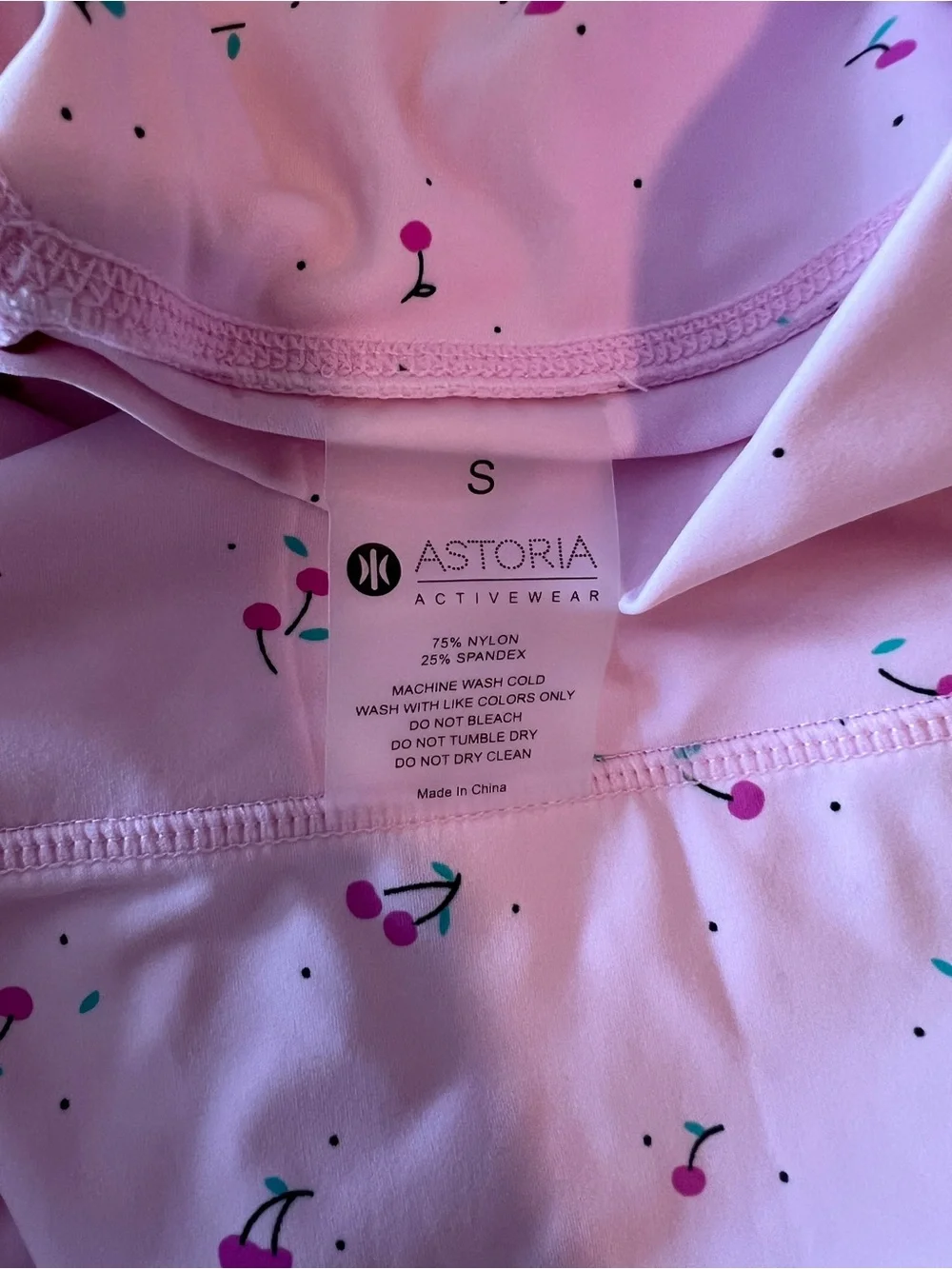 Astoria Activewear nwot astoria